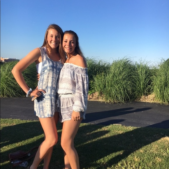 O’Neil Off The Shoulder Pattern Romper - Picture 2 of 2